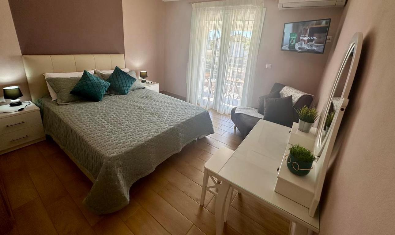 Paschali Apartment With 1 Bedroom In Ammoudia Parga Exterior photo