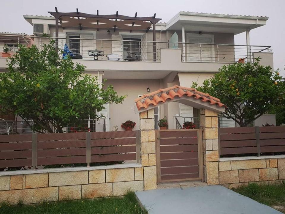 Paschali Apartment With 1 Bedroom In Ammoudia Parga Exterior photo